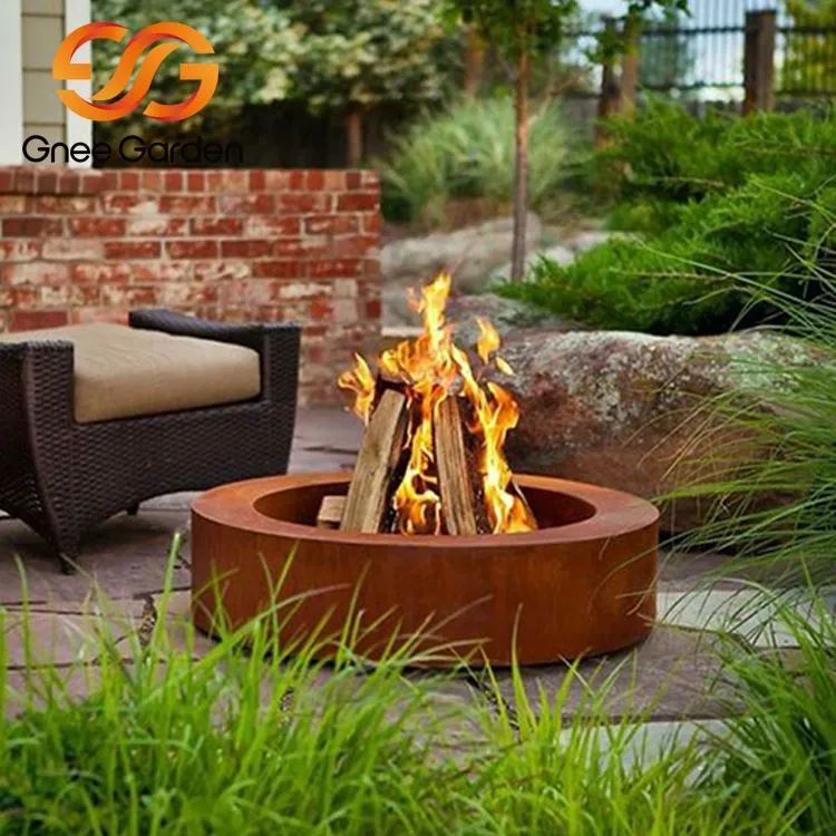 Backyard Large Metal Fire Pit